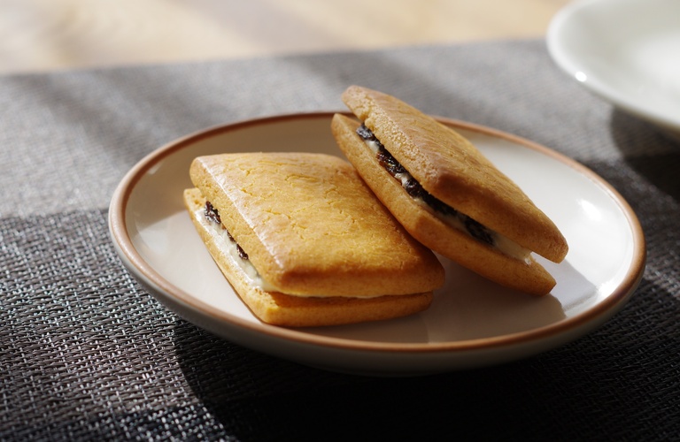 バターサンドやケーキなどを販売 | 堺市のデリバリーならfruitier plus+