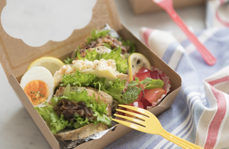 お弁当の種類が豊富 | 堺市のデリバリーならfruitier plus+
